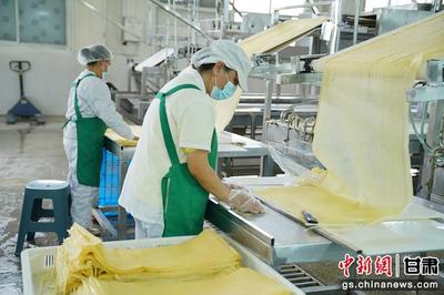 甘肃徽县 青泥岭下满目新 豆制品加工绘就产业新图景